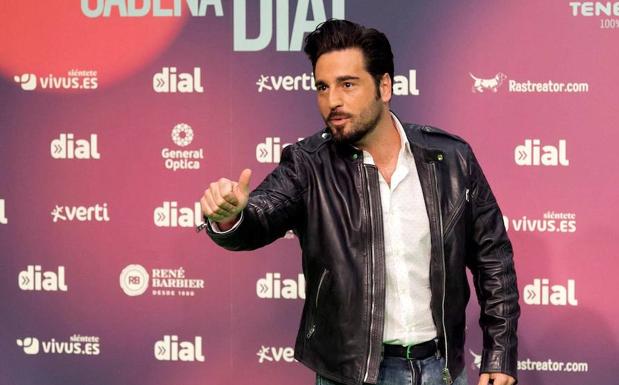 David Bustamante celebra su cumpleaños feliz tras la primera foto de Paula Echevarría con su novio