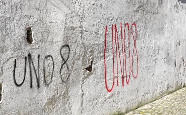 Se busca al grafitero 'UNO8' por el Albaicín