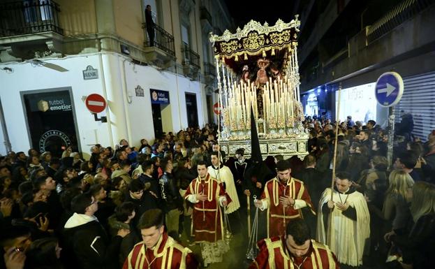 En directo | Todas las cofradías del Lunes Santo emprenden el regreso a sus templos