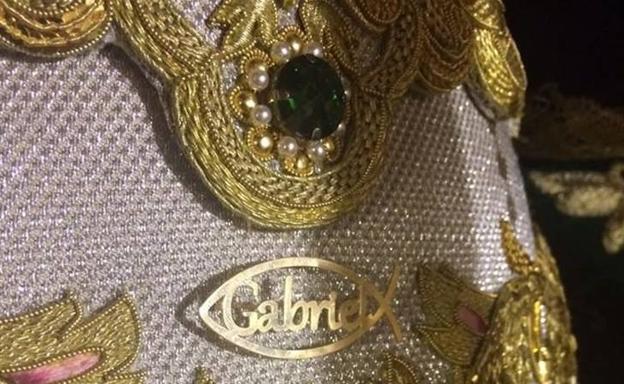 Las cofradías hacen una "dedicatoria especial" a Gabriel Cruz durante las procesiones