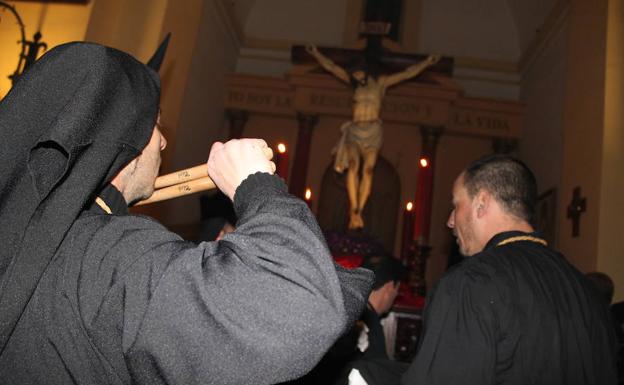 El Silencio sobrecoge Almuñécar