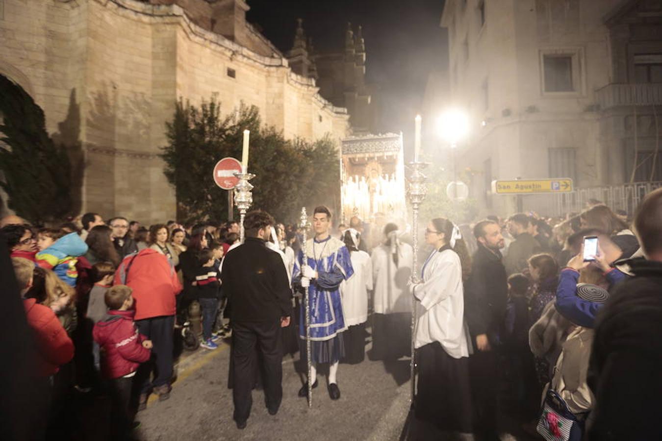 La Concha ilumina Granada