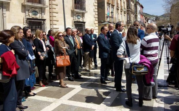 Los jueces y fiscales de Granada salen a la calle para exigir mejoras en la Administración de Justicia