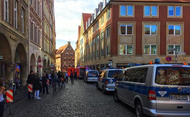 Atropello múltiple en Münster, Alemania: al menos 3 muertos y 30 heridos y el conductor se ha suicidado