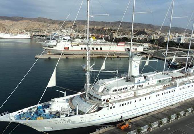 Los cruceros Silver Wind y Wind Surf llenarán el puerto de Almería
