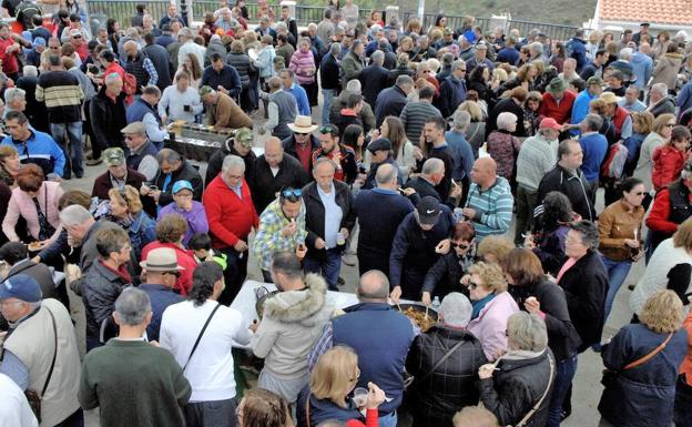 Más de medio millar de personas asisten en Alfornón al III Encuentro Municipal 'La Cultura de Sorvilán nos une'