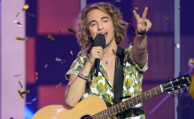Manel Navarro, irreconocible: poco queda del que actuó en Eurovisión
