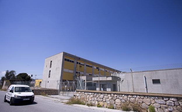 Podemos se queja de que el Gobierno no aclara cómo será el centro de inmigrantes de Motril