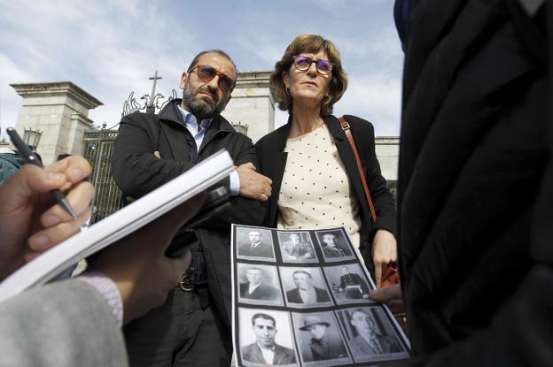 La esperanza de encontrar a los suyos en El Valle de los Caídos