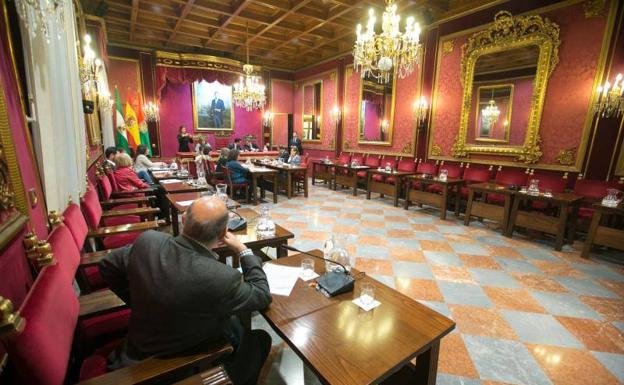 Duelo por García Lorca en el Ayuntamiento