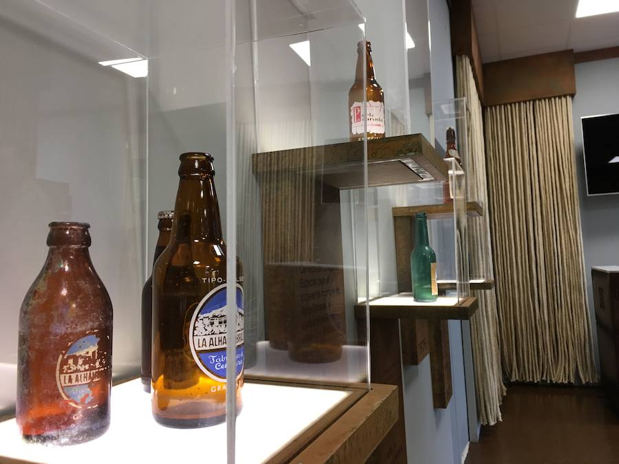 Nueva botella de Alhambra Especial