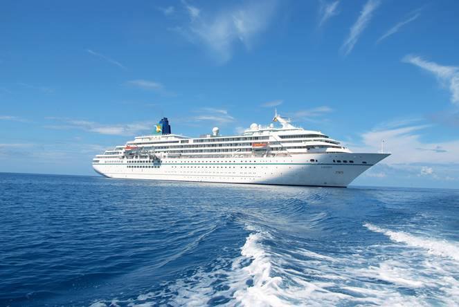 Más de mil personas llegarán a Almería a bordo de dos cruceros