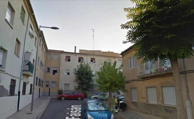 Muere un chico de 20 años al caer cuando quería subir a su casa por la fachada