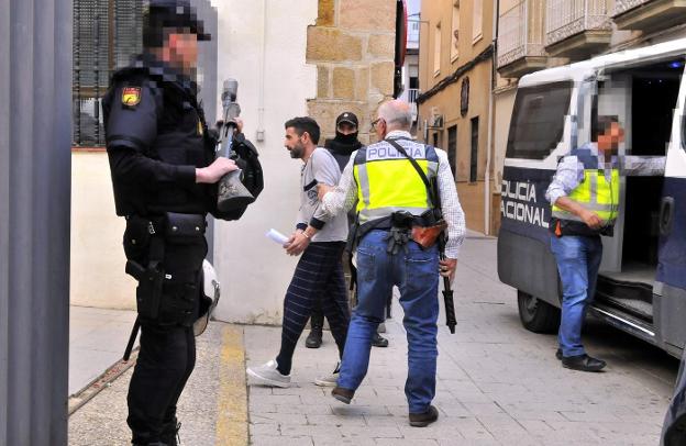 Los sindicatos policiales piden más personal tras el altercado de Linares-Baeza