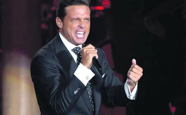 La increíble historia de la madre del cantante Luis Miguel: 30 años ...