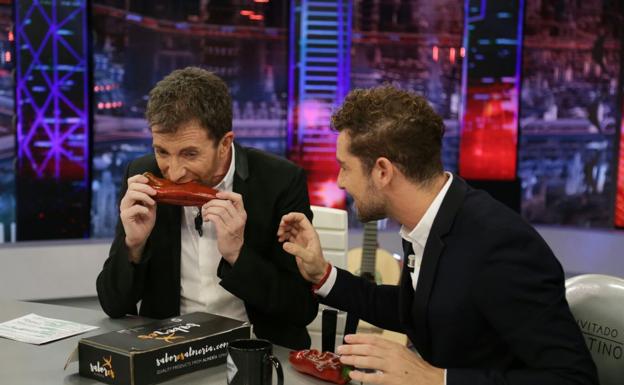 El inesperado regalo de Almería de Bisbal en pleno directo de 'El Hormiguero'
