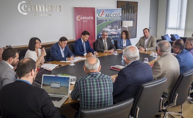 Urgen al Gobierno a que acelere las conducciones de las presas de Béznar y Rules