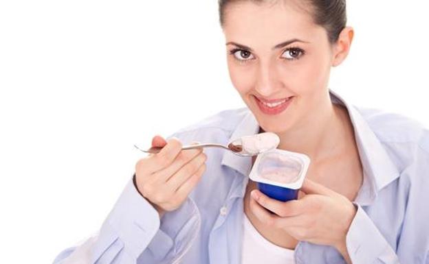 ¿Engordan los yogures desnatados? Los nutricionistas revelan la verdad