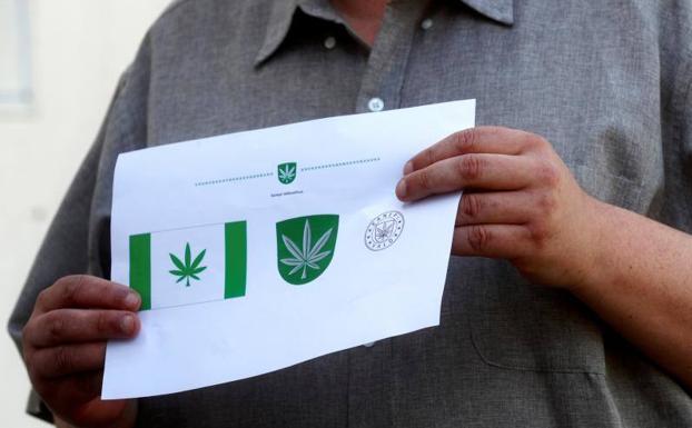 La región del mundo que ha puesto una hoja de 'maría' en su bandera por petición popular