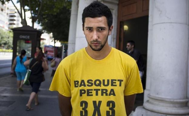 El rapero Valtonyc se fuga a Bélgica para esquivar la cárcel