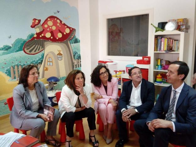 La Junta insiste en que España y la UE «miran para otro lado» ante la inmigración de menores