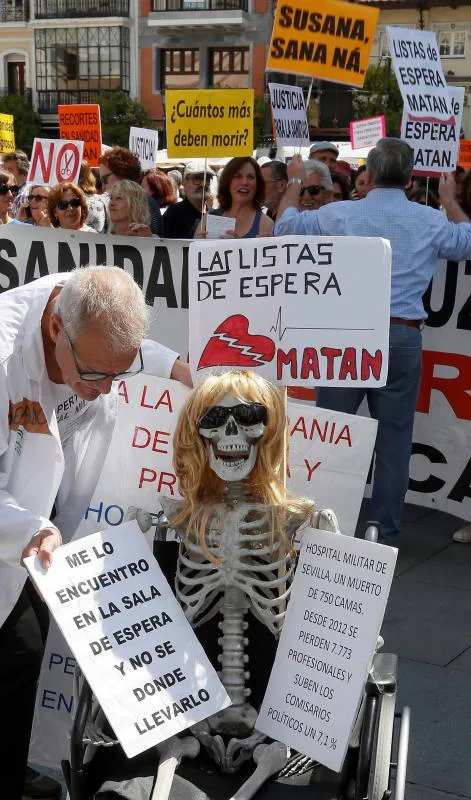 Miles de personas de toda Andalucía piden en Sevilla «una sanidad digna»