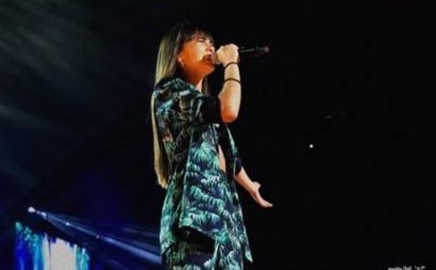 El revulsivo traje de Zara de Aitana que desata la euforia: lo puedes partir en dos