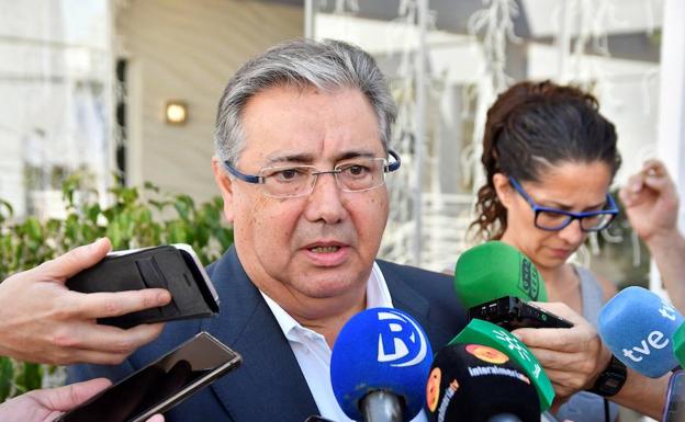 Zoido cierra filas con Cospedal tras reunirse con el PP de Almería