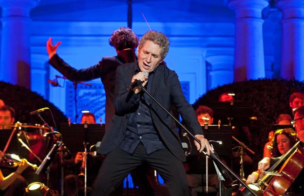 La nueva sinfonía de Miguel Ríos