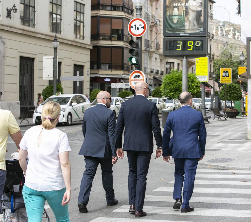 Granada, turistas a 39 grados