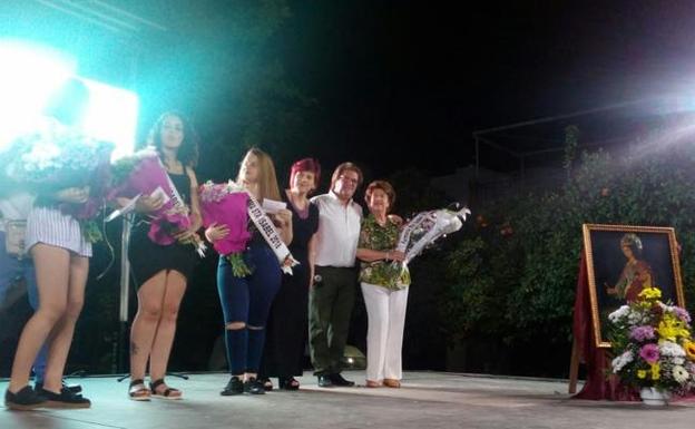 Vecinos de Santa Isabel estudian nombrar persona non grata a una concejala