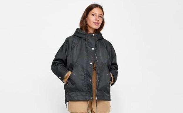 Vuelven las 4 llamativas prendas de Zara que se agotaron: llegan con rebajas