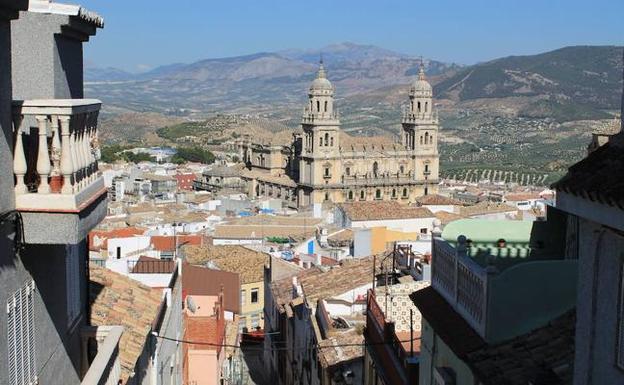 Jaén Merece Más pide que la Catedral sea candidata tras la declaración de Medina Azahara