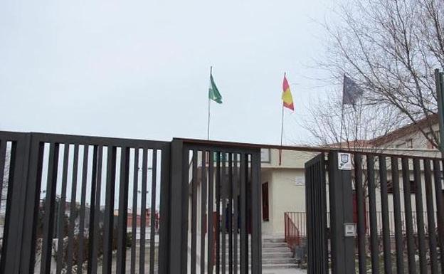 Condenados dos alumnos por ponerse violentos tras negarse a participar en un acto por la paz