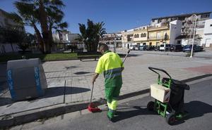 Trabajadores de Limdeco no ven con buenos ojos que se privaticen servicios de limpieza de Motril