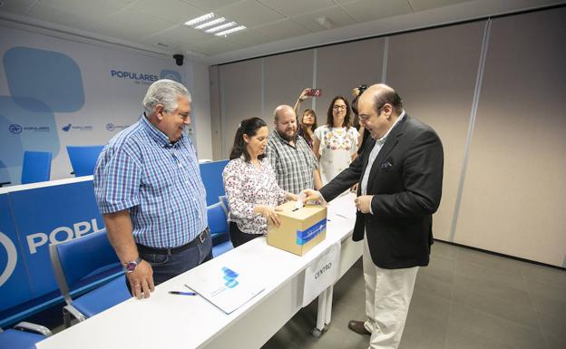 Soraya Sáenz de Santamaría, la más votada en las primarias del PP en la provincia de Granada