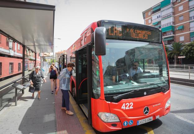 Granada dice hoy adiós a la LAC con un plano de buses que aspira a recuperar 10.000 usuarios
