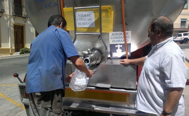 Una semana sin poder beber agua del grifo en 13 municipios de Jaén