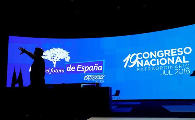 Moreno insiste en una candidatura de unidad y Zoido lo ve imposible