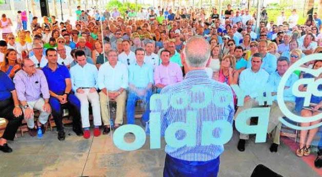 Pablo Casado incorpora a Javier Aureliano García en su ejecutiva