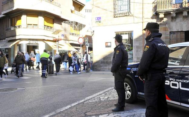 Detenidos ya los cinco implicados en la agresión a tres policías en Linares