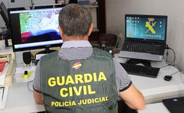 Roba dinero y joyas en la vivienda de Pinos Genil donde trabajaba limpiando