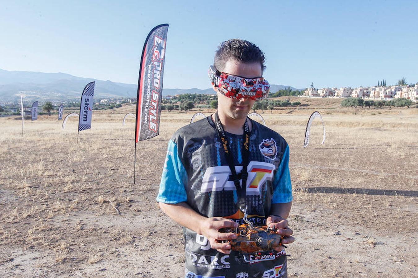 Un granadino, en la élite de las carreras de drones