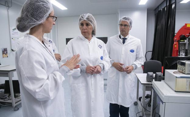 Díaz aboga por hacer de la ciencia en Andalucía su embajada en el exterior