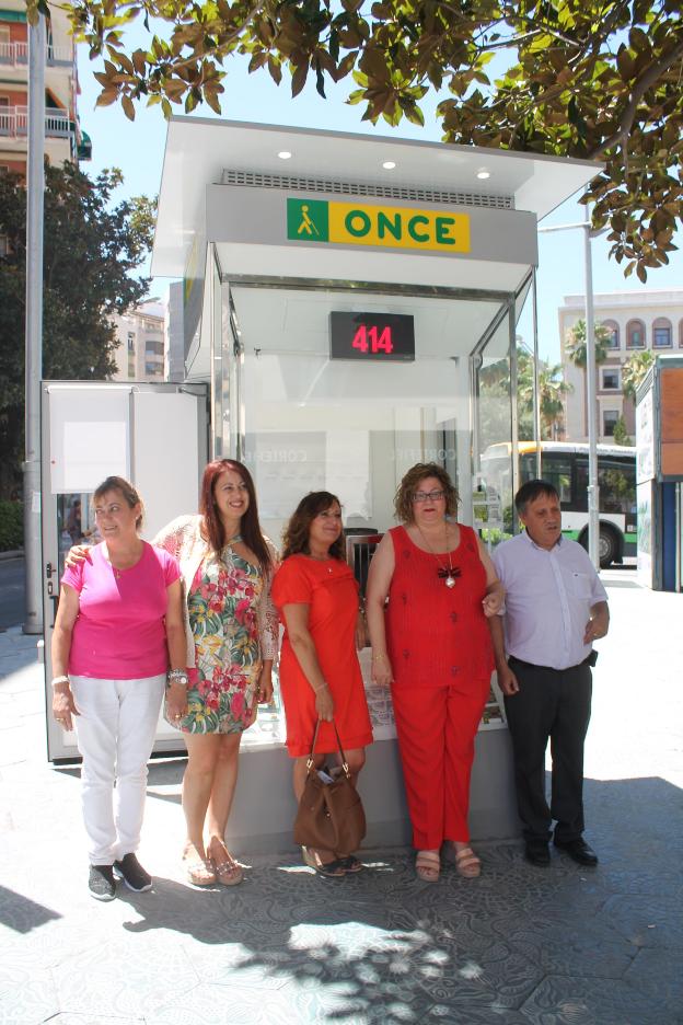 La ONCE estrena el primer quiosco 100% accesible y ecológico de Jaén