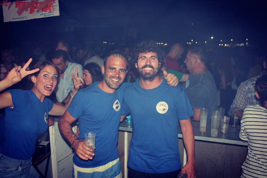 Fiesta en la playa de Torrenueva