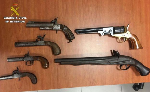 Detenido en Dúrcal por tener en su casa siete armas sin licencia y sin documentación