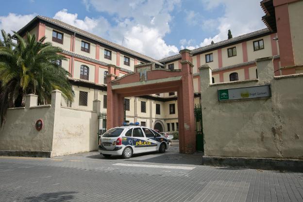 Detienen a cuatro chicos magrebíes por presunto odio racista hacia compañeros negros