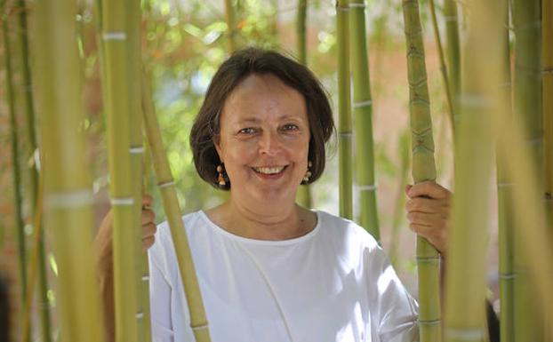 «Me maravillaba la casa gaditana, con pilas de lavar, plancha de carbón e higuera y patio»