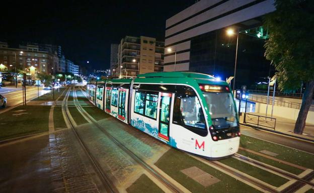 Google Maps no reconoce la línea y las paradas del metro de Granada